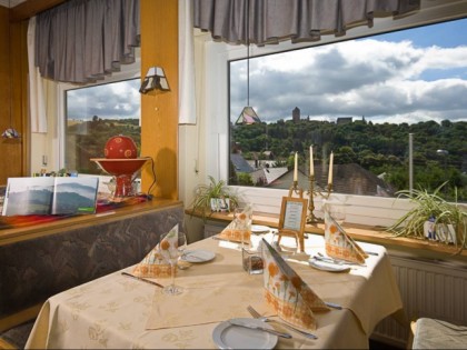 Foto: Tip Top Hotel- Restaurant Burgblick